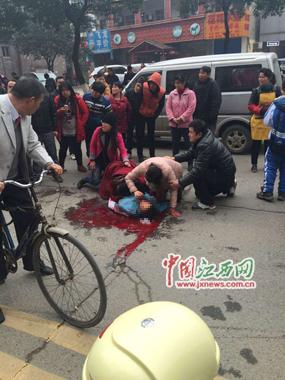 “学生被城管车碾死续：肇事者无证驾驶已被警方拘留